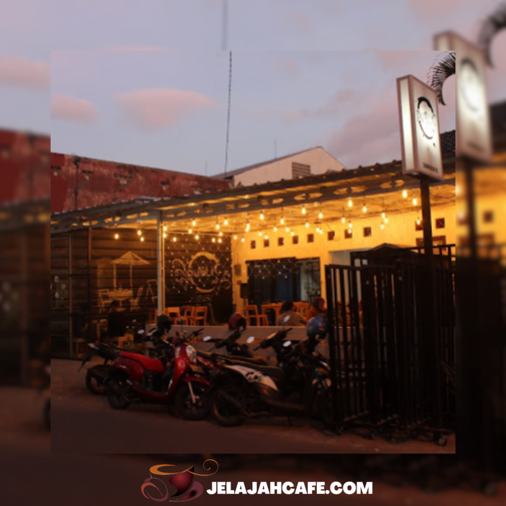 PUBLIC CAFE