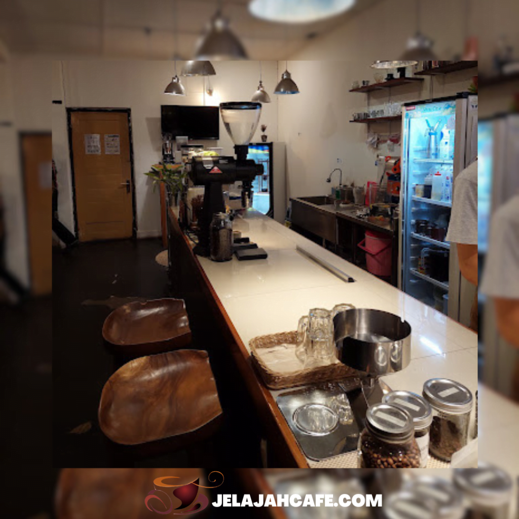  Aromia Coffee