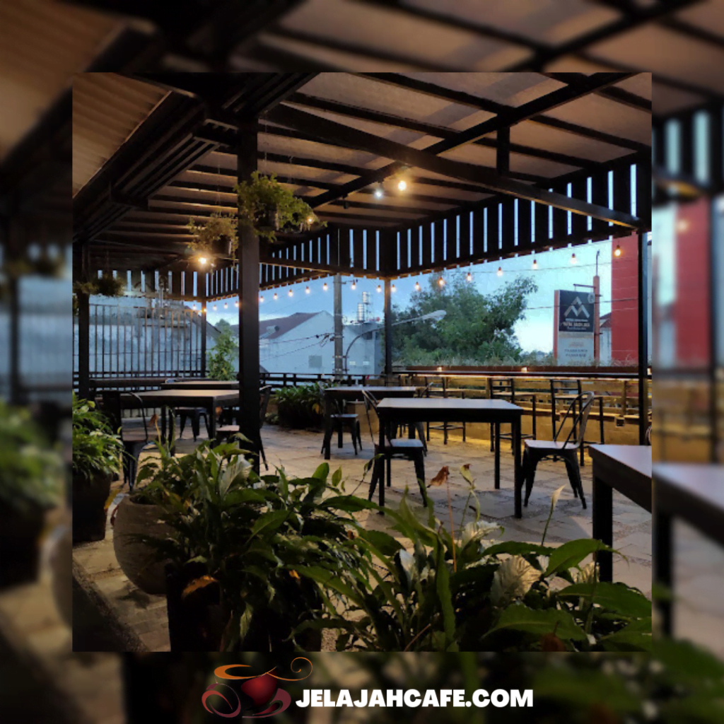 Bond Cafe