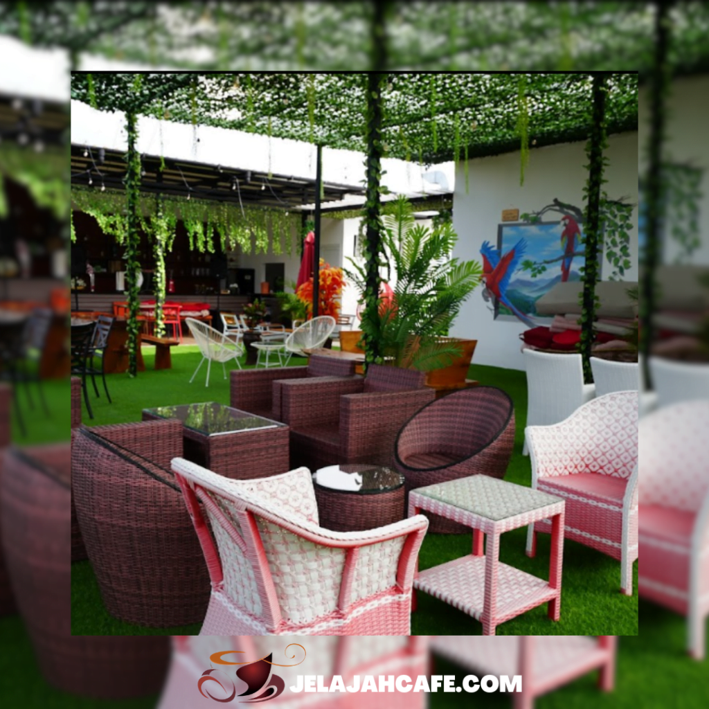 Centuri Cafe Rooftop