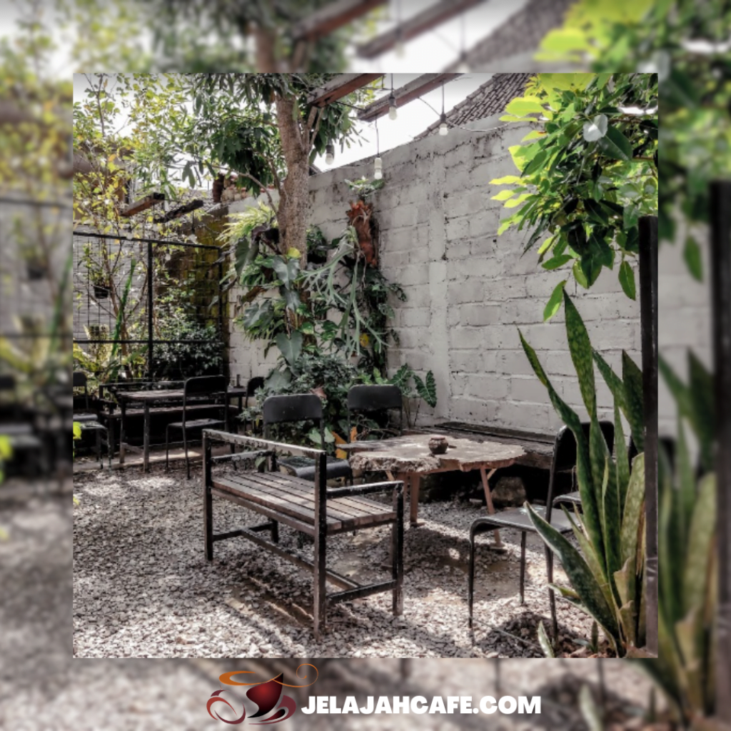 Grandma Coffee & Art Space