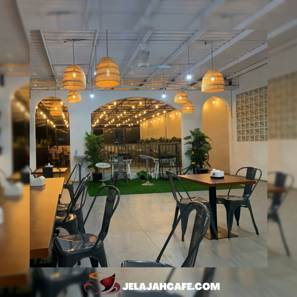 MORE Cafe Dan Resto By Hanacake