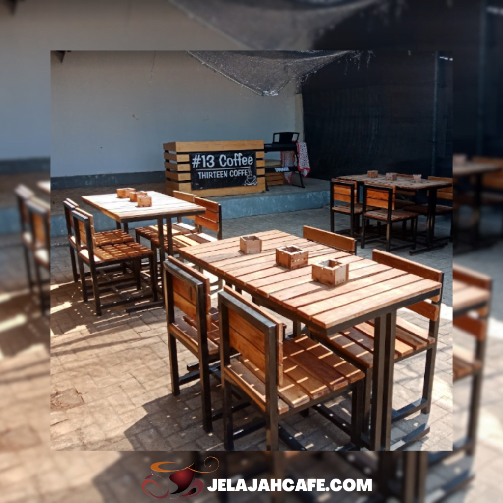 Thirteen Cafe